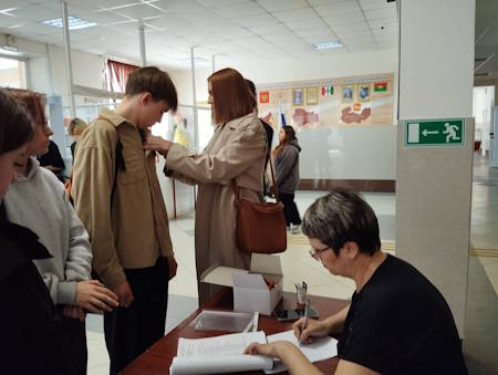 4b121d1b-ffb8-4594-be85-94a40bb90400