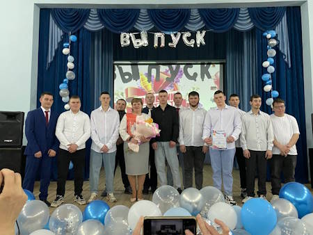 photo_5460686665438849049_y