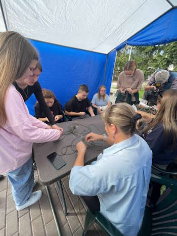 photo_5321025886729929387_y