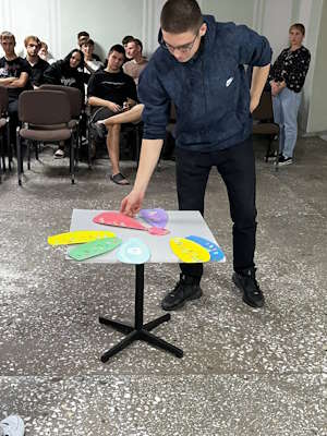 photo_5251408894976790311_y