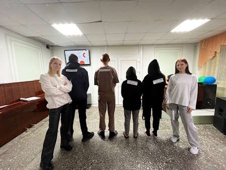 photo_5251408894976790319_y