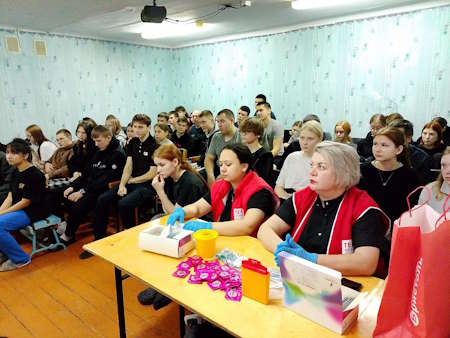 photo_5296715216492104996_y