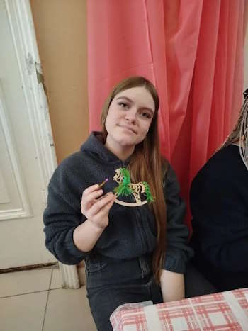 share-photo-920535121